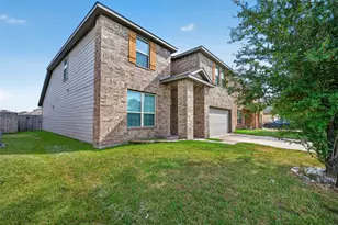 13230 Vallentine Row Dr, Houston, TX 77044 - Photo 2