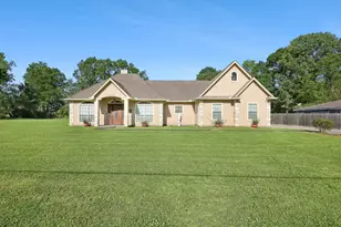 5225 Abilene St, Beaumont, TX 77703 - Photo 2