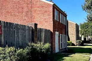 4252 Belle Park Dr, Houston, TX 77072 - Photo 2