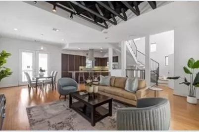 941 W 21st Street #D, Houston, TX 77008 - Photo 2