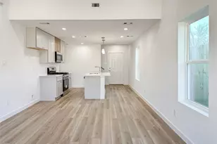 2726 Discovery Trails Ct, Conroe, TX 77301 - Photo 18