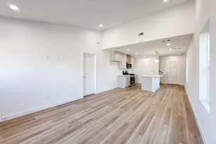 2726 Discovery Trails Ct, Conroe, TX 77301 - Photo 16