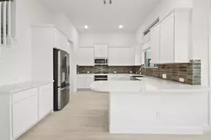 124 Peninsula Pt Dr, Montgomery, TX 77356 - Photo 8