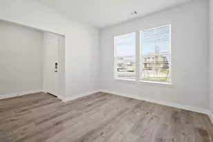 8021 Aquamarine Ct, Texas City, TX 77591 - Photo 4