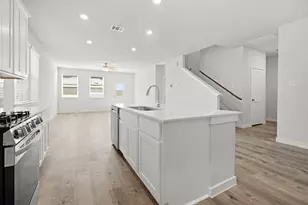 8021 Aquamarine Ct, Texas City, TX 77591 - Photo 10