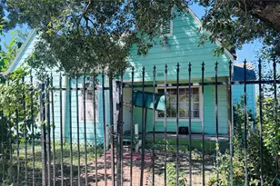100 Stiles St, Houston, TX 77011 - Photo 6