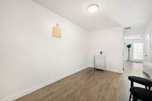 7272 Crownwest St, Houston, TX 77072 - Photo 10