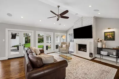 4615 Golf Drive, Houston, TX 77018 - Photo 6