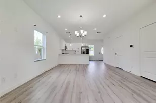 7813 Hirsch Rd, Houston, TX 77016 - Photo 18