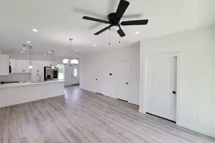 7813 Hirsch Rd, Houston, TX 77016 - Photo 20