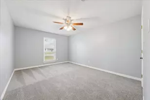 320 Creek Bend Dr, League City, TX 77573 - Photo 22