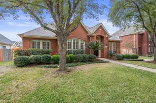 2714 Hidden Knoll Ct, Sugar Land, TX 77478 - Photo 2