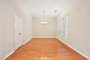 2714 Hidden Knoll Ct, Sugar Land, TX 77478 - Photo 4