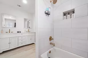 8007 Beluche Dr, Galveston, TX 77551 - Photo 22