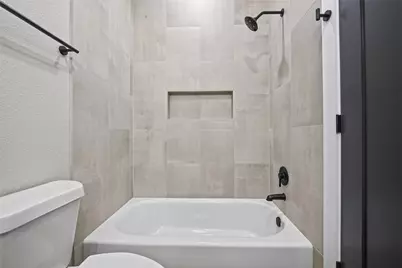 415 Neyland Street, Houston, TX 77022 - Photo 30