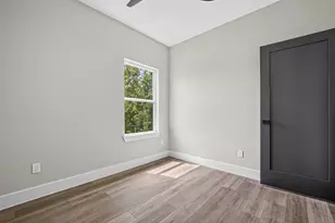 415 Neyland St, Houston, TX 77022 - Photo 26