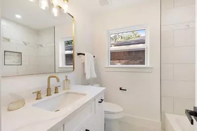 9603 Emnora Lane, Houston, TX 77080 - Photo 16