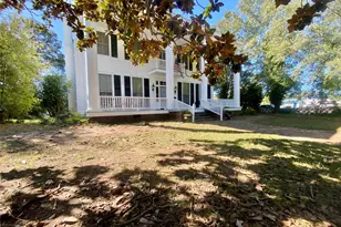 214 W Robert Toombs Ave, Washington, GA 30673 - Photo 2