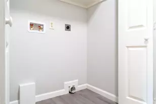 134 E Bernard St, Clute, TX 77531 - Photo 10