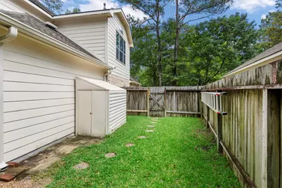 150 W Bristol Oak Circle, The Woodlands, TX 77382 - Photo 38