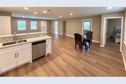 6633 W 43rd Street, Houston, TX 77092 - Photo 4