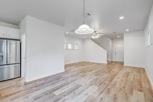 624 E 39th St, Houston, TX 77022 - Photo 12