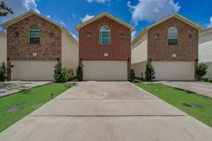 624 E 39th St, Houston, TX 77022 - Photo 4