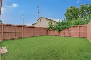 624 E 39th St, Houston, TX 77022 - Photo 34