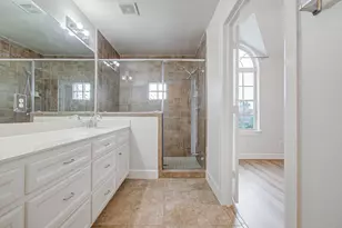 624 E 39th St, Houston, TX 77022 - Photo 24