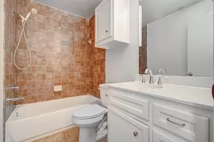 624 E 39th St, Houston, TX 77022 - Photo 26