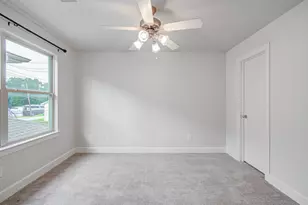624 E 39th St, Houston, TX 77022 - Photo 28