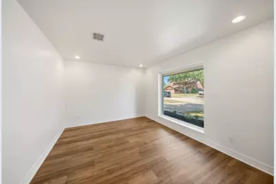 6107 Golden Forest Drive, Houston, TX 77092 - Photo 14