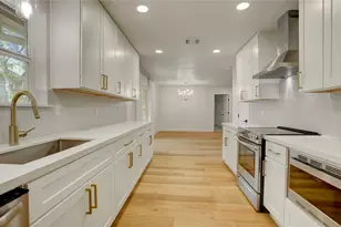 5514 Indigo St, Houston, TX 77096 - Photo 12
