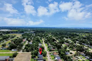 5875 Belcrest St, Houston, TX 77033 - Photo 40