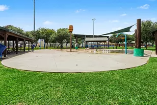 5318 Hemlock Dr, Baytown, TX 77521 - Photo 20