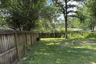 2619 N Woodloch St, Woodloch, TX 77385 - Photo 12