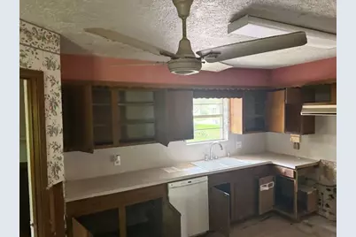 2619 N Woodloch Street, Woodloch, TX 77385 - Photo 6