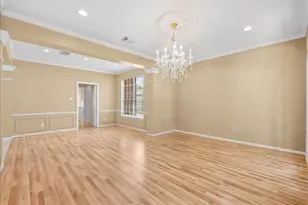 4222 Roaring Rapids Dr, Pasadena, TX 77059 - Photo 8