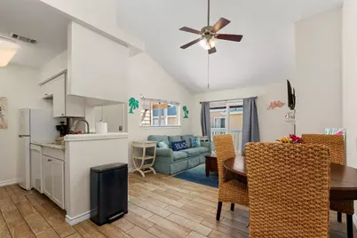 3506 Cove View Boulevard #210, Galveston, TX 77554 - Photo 4