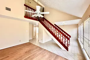 6437 Chatham Island Ln, Houston, TX 77035 - Photo 6