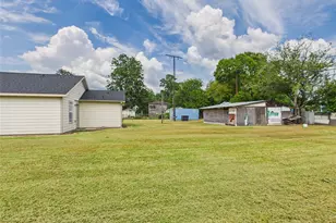 2335 Neches St, Beaumont, TX 77701 - Photo 4