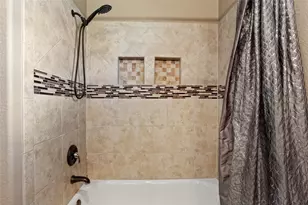 7842 Pebble Hill Ln, Rosharon, TX 77583 - Photo 24