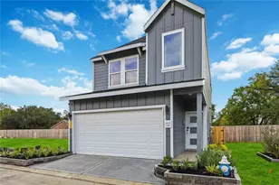 959 Green Vines Ln, Houston, TX 77091 - Photo 2