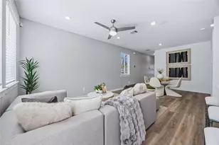 959 Green Vines Ln, Houston, TX 77091 - Photo 10