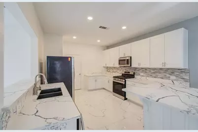 4627 Prairie Chase Drive, Houston, TX 77069 - Photo 6
