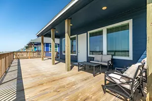 4835 Bluewater Dr, Surfside Beach, TX 77541 - Photo 6