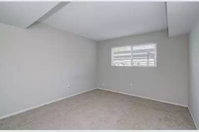 11609 Chimney Rock Road #B, Houston, TX 77035 - Photo 10