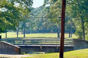 106 Longacre Dr, Conroe, TX 77304 - Photo 24