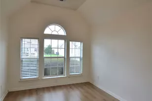 9238 Clearwood Landing Blvd, Houston, TX 77075 - Photo 8