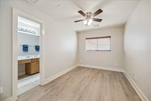 26872 Kings Park Hollow Dr, Kingwood, TX 77339 - Photo 20